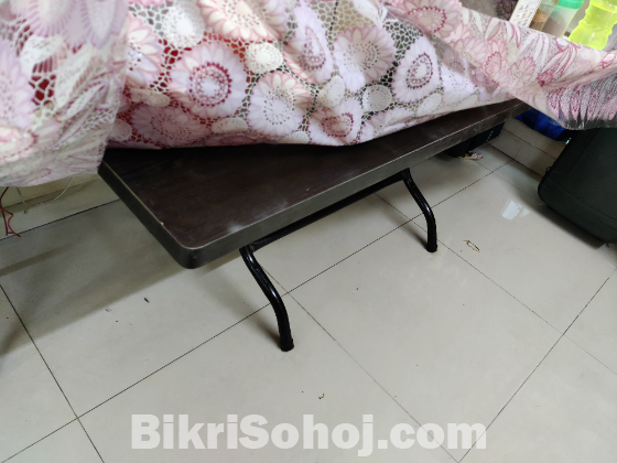 Folding dinning table with 4 chairs